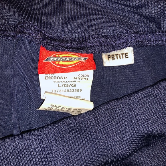 Dickies women’s scrub bottoms. - Picture 4 of 4